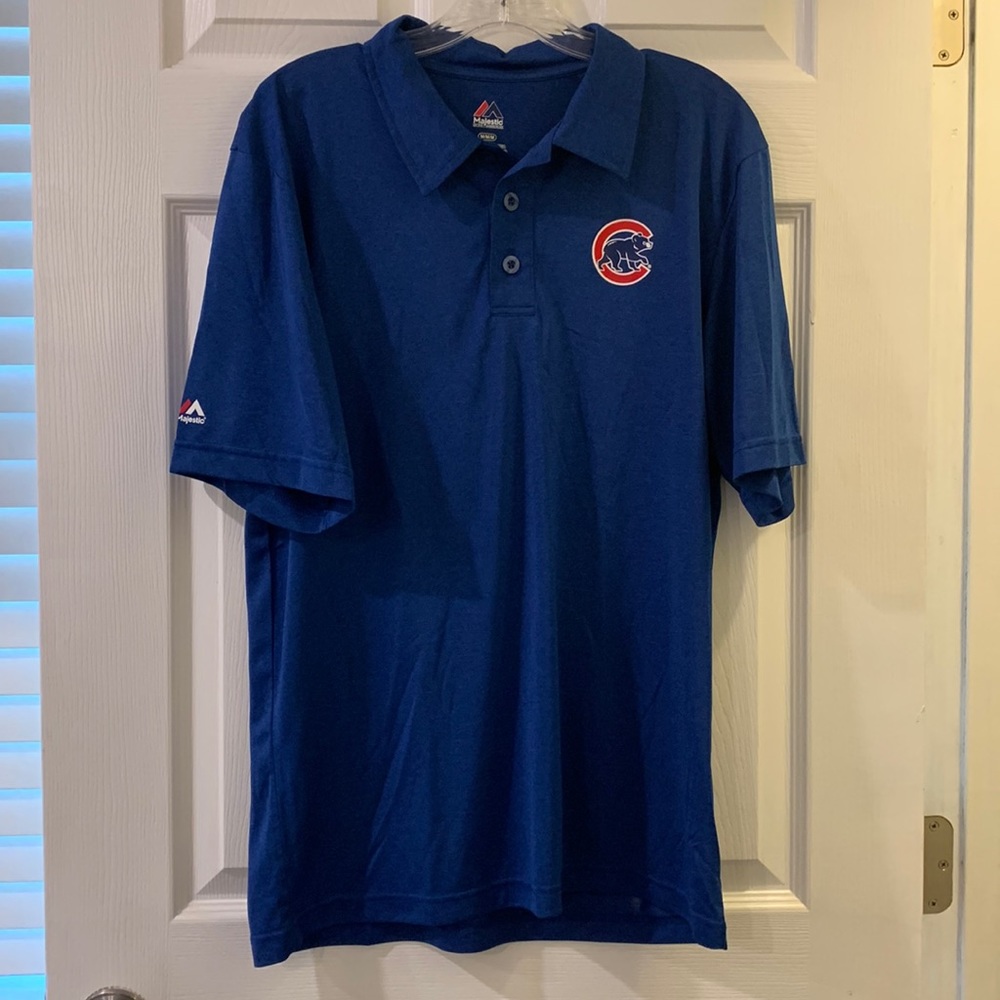 Men’s blue polo with Chicago Cubs emblem
